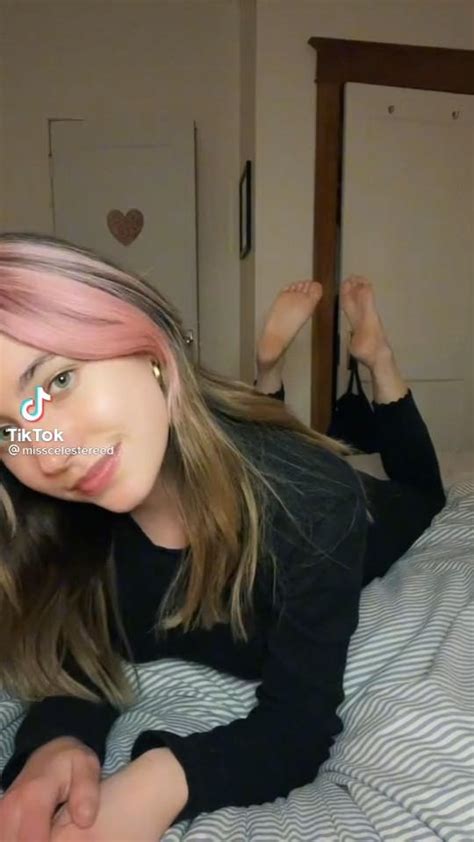 webcam feet|r/TikTokFeetLive